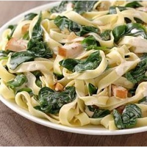 slim-pasta-tagliatelle-met-zalm-en-spinazie-recept